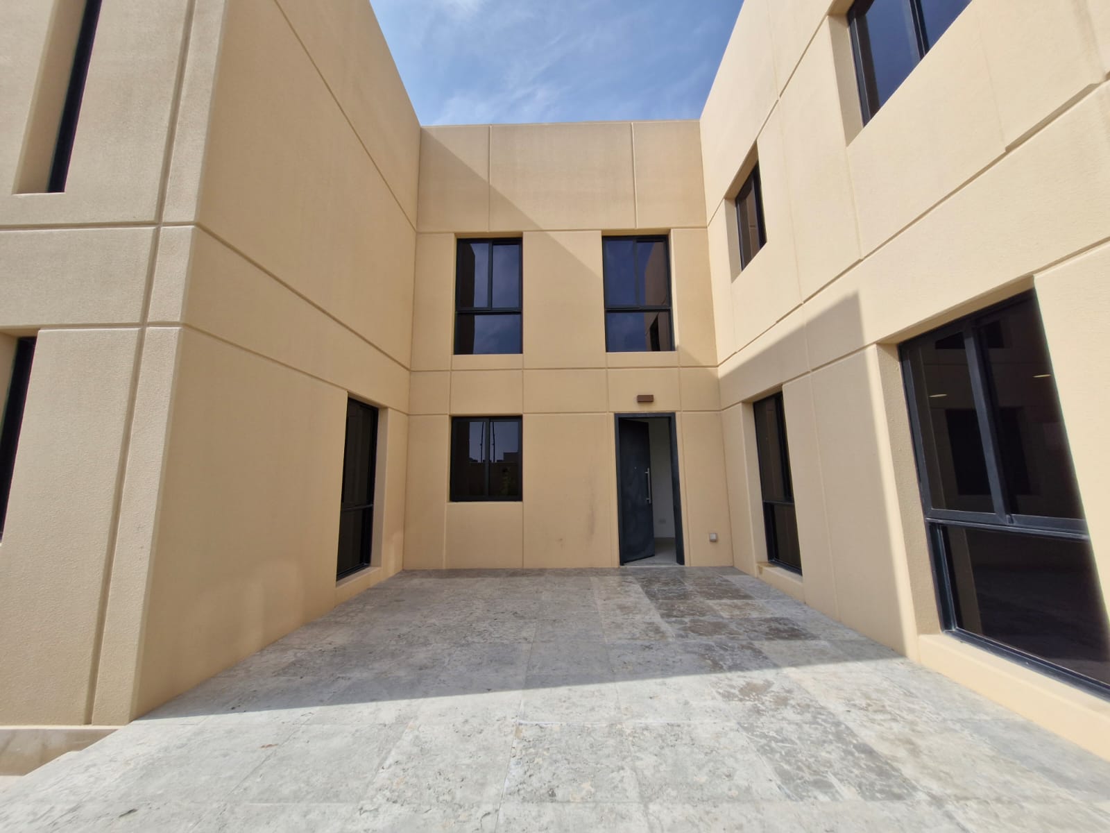 🏰 **Modern Luxury Villa | Sidra District – Roshn**   ✨ *Contemporary Design Blending Elegance, Functionality & Sustainability*  